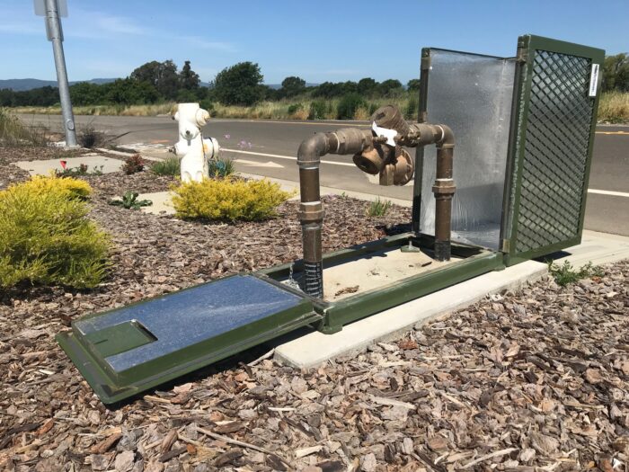 BACKFLOW ENCLOSURE INSULATED- SINGLE PIECE E1AWS 14W X 30L X 24H